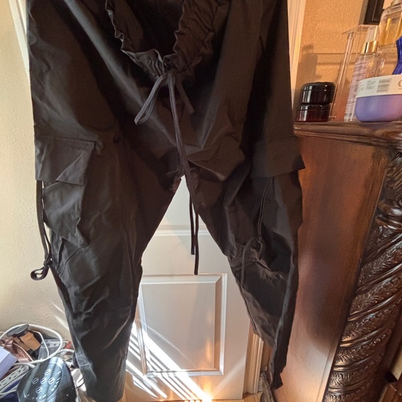 SHEIN Elegant Black Apparel - Picture 2 of 4